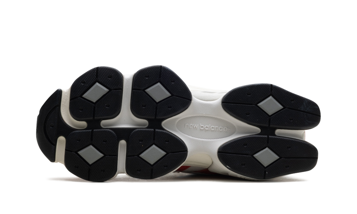 9060 "White Red" U9060JBE